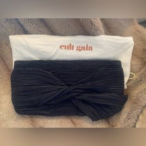 🎩🌹Cult Gaia Bow Clutch!🌹🎩